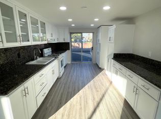 2977 Rimpau Ave, Corona, CA 92881