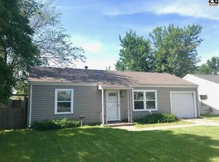 1013 E 11th Ave, Hutchinson, KS 67501