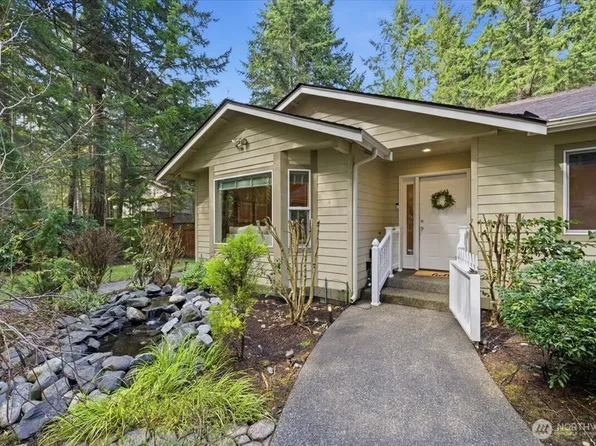 879 881 Kamus Way, Fox Island, WA 98333