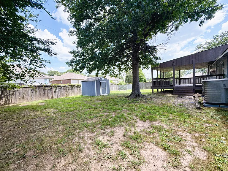 10812 Windridge Dr — Photo 23