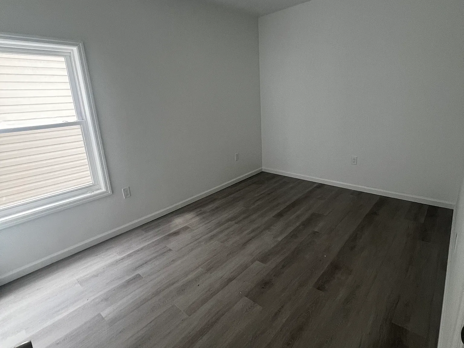 3 bed, $3,000 — Photo 2
