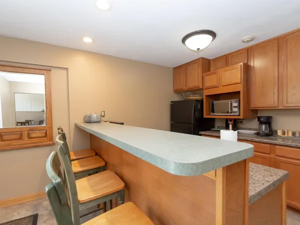 Huntington Park, 1245 Shakopee Ave E APT 107, Shakopee, MN 55379