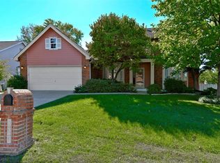 1 Greenhurst Ct, Saint Peters, MO 63376