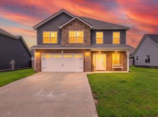 1061 Whitney Dr, Clarksville, TN 37042