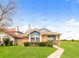 1229 Old Barn Ln, Mesquite, TX 75149