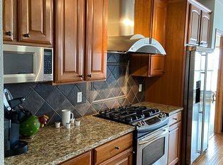 4100 Spring St APT 210, Spring Park, MN 55384