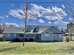 59201 E 110th Rd, Miami, OK 74354