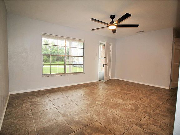 5th image of 309 Diamond St