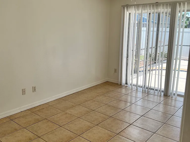 1646 Oak Hill Trl — Photo 29