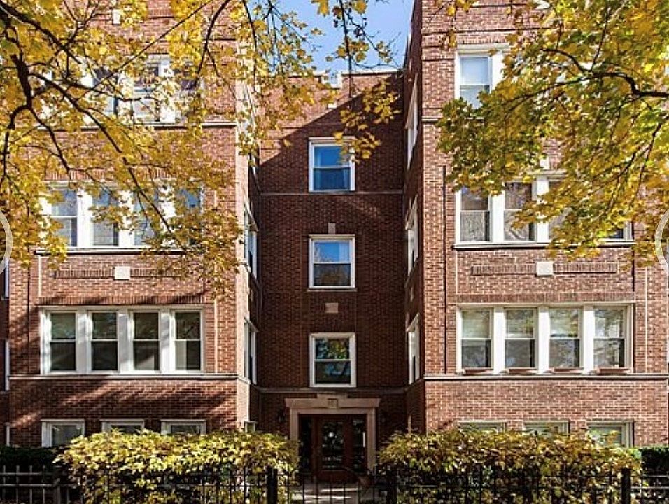 1st image of 4455 N Rockwell St APT 2