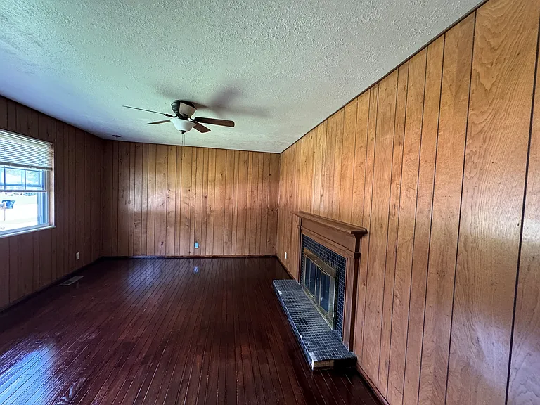 1617 Somerset Shire Dr — Photo 4