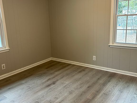 3rd image of 8094 Esteves Rd