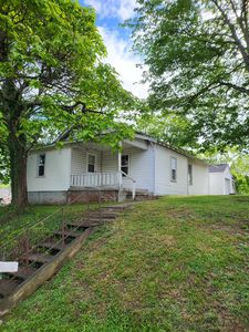 421 S Madison Ave, Pulaski, VA, 24301