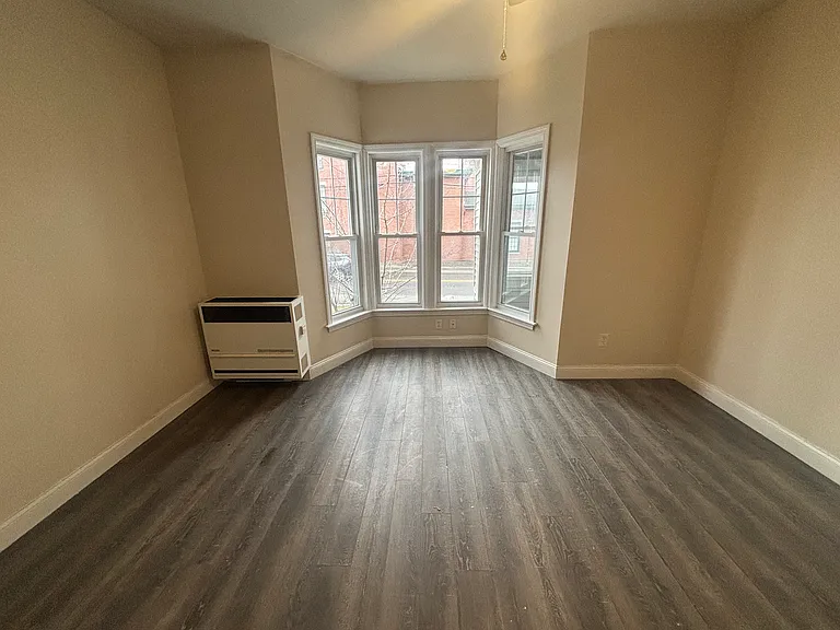 253 Lisbon St #2B — Photo 3
