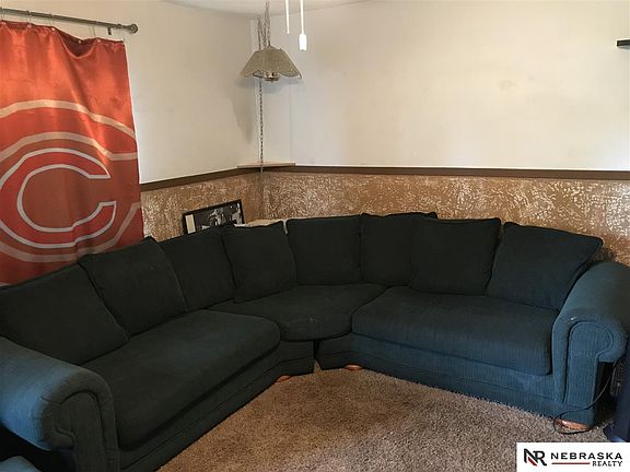 4th image of 7310 Park View Blvd