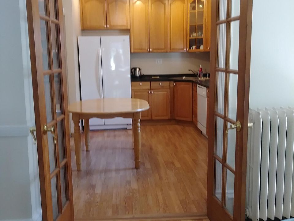 2nd image of 110 S Kenilworth Ave Fl 2nd