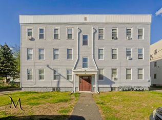 36 Artisan St, Chicopee, MA 01013