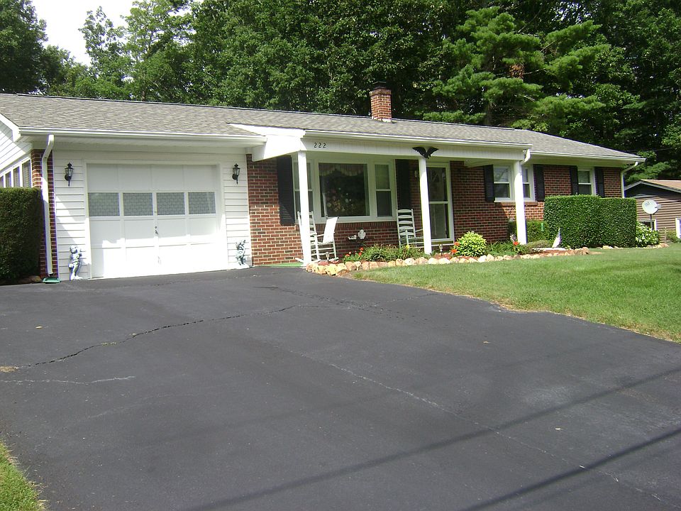 1st image of 222 Shady Sq