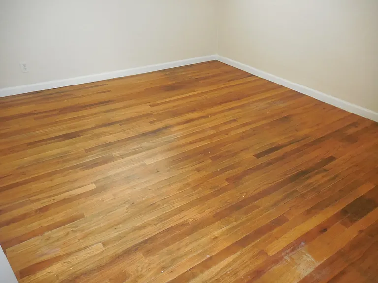 701 W Yandell Dr #12-1 — Photo 15