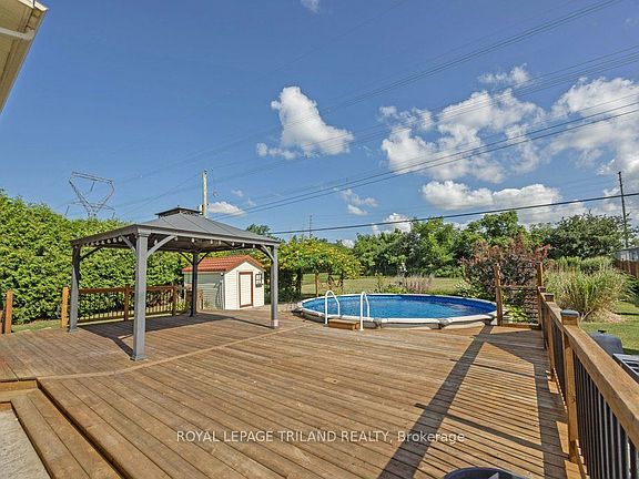 3rd image of 10201 Lynhurst Park Dr