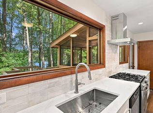 7104 Valley Lake Dr, Raleigh, NC 27612