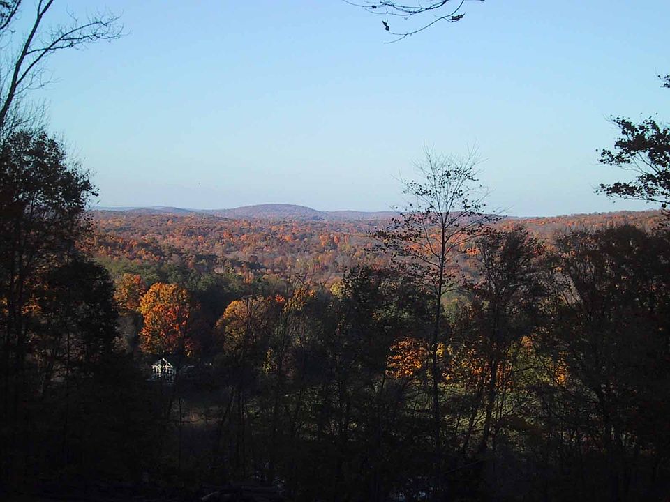 2nd image of 450 Old Sib Rd
