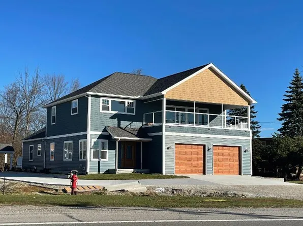 8220 Dixie Hwy #A, Fair Haven, MI 48023