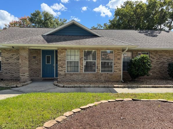 565 Summerhaven Dr