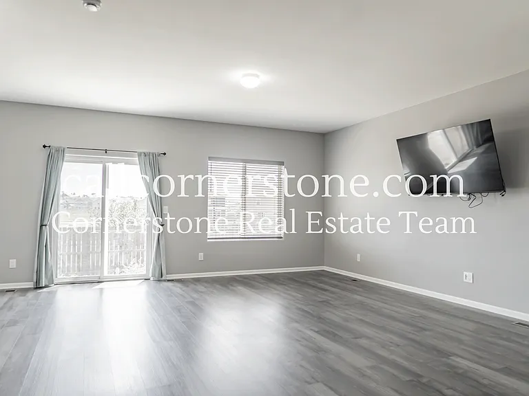 10043 Seawolf Dr — Photo 14