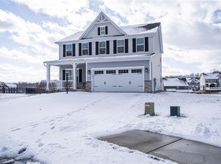 118 Derby Ln, Oakdale, PA 15071