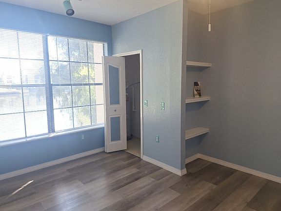 5th image of 6137 Metrowest Blvd Unit 202
