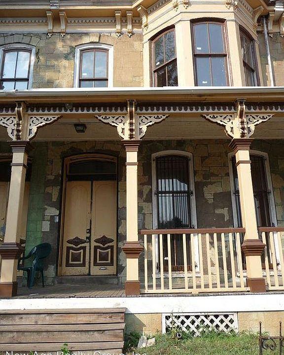 1st image of 3437 Lancaster Ave