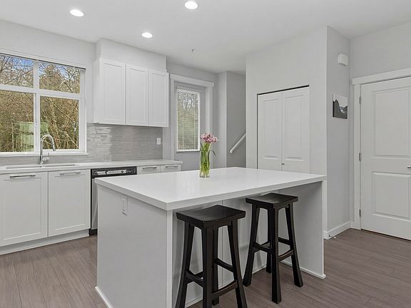 3rd image of 39548 Loggers Ln #28