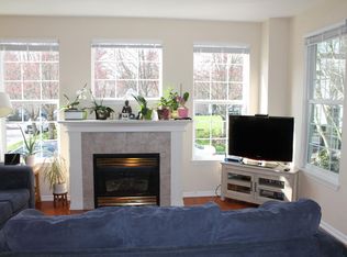 22633 NE 4th Pl, Sammamish, WA 98074