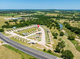 4584 E Us Highway 290 #304R, Fredericksburg, TX 78624