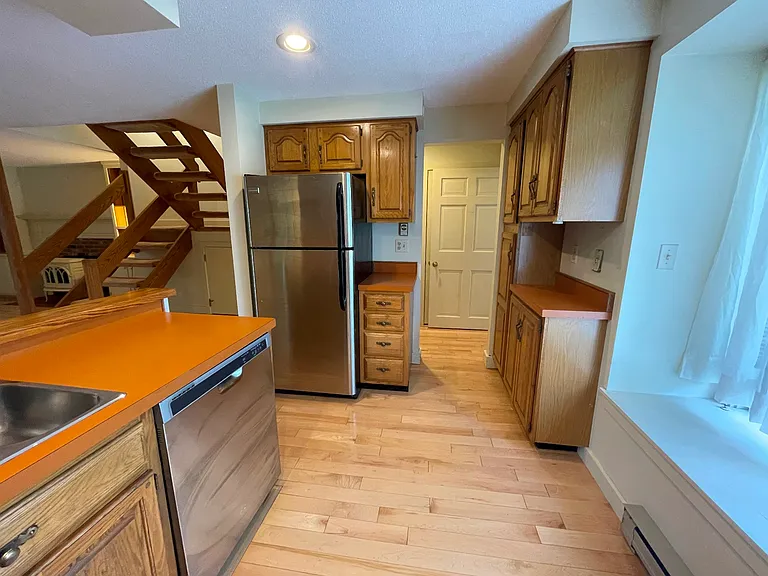 17 Wonderbrook Dr — Photo 11