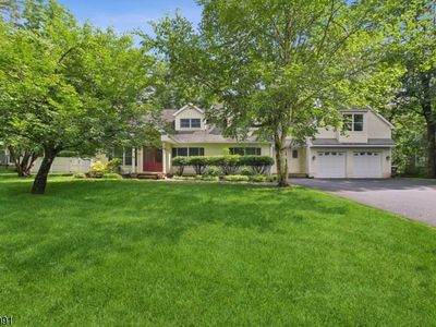 8 Culberson Rd, Basking Ridge, NJ, 07920