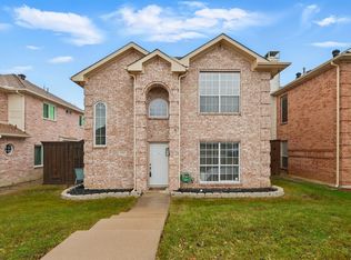 1305 Dallshan Dr, Carrollton, TX 75007