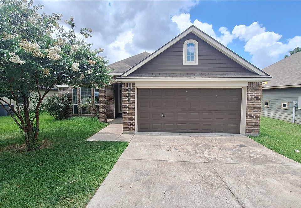 1st image of 3741 Mariposa Ct