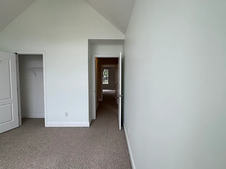 5685 Hyacinth Ln — Photo 19