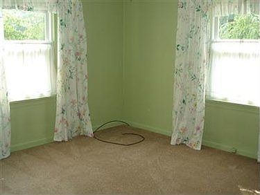 4th image of 158 Jerrol Ct
