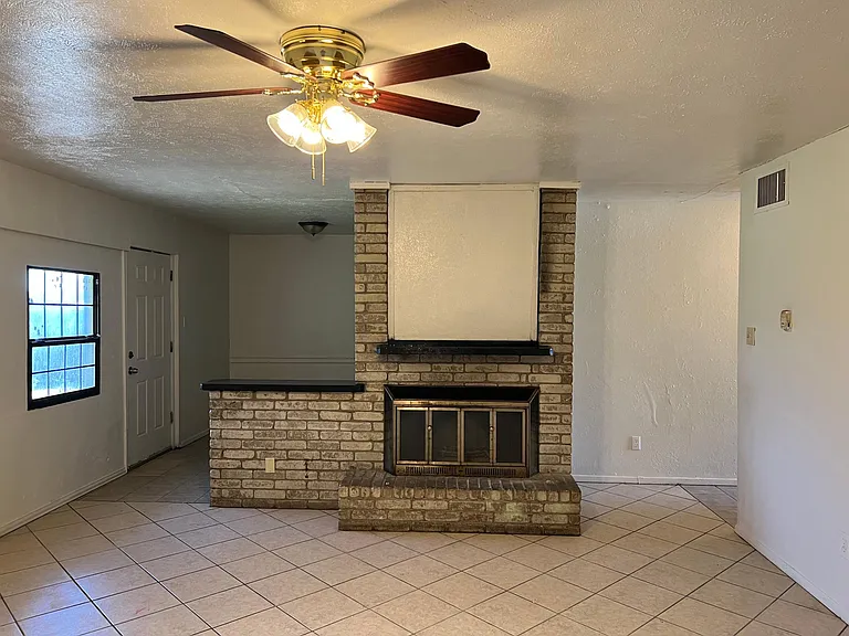 3105 Daytona Dr — Photo 5