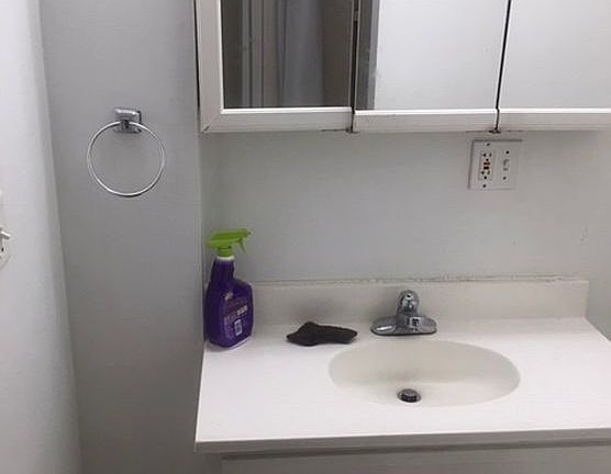 2nd image of 75 Washington St #1