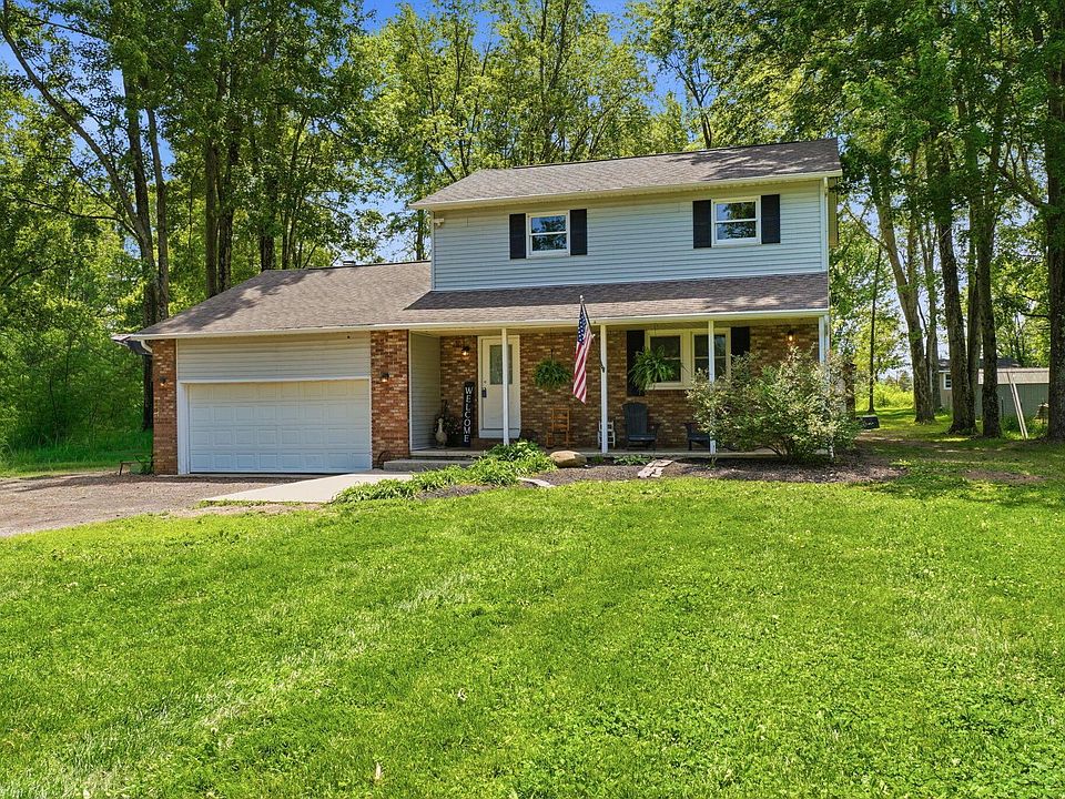 1st image of 683 Woodside Dr SW