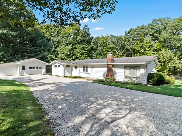 490 E Harreld Rd, Marion, IN 46952
