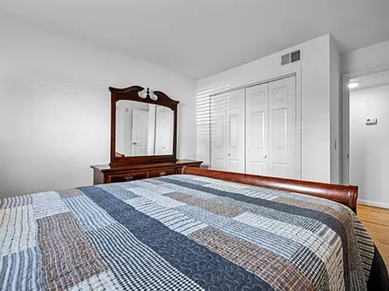 2905 Burch Ave #103 — Photo 18