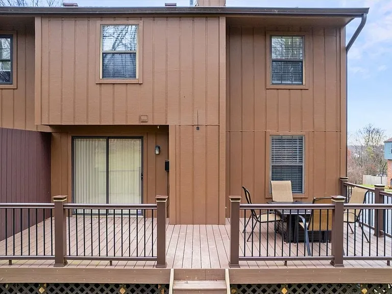 1101 Timberglen Dr — Photo 23