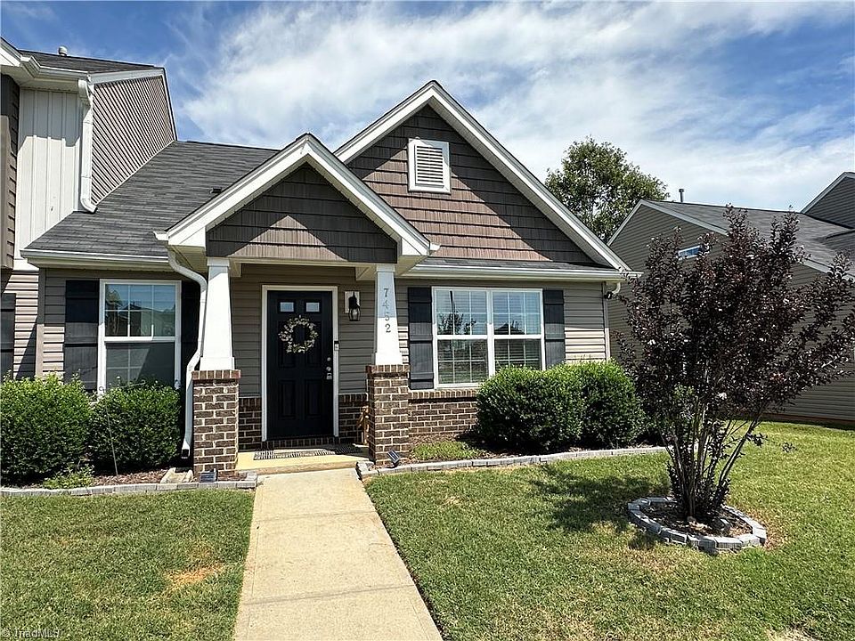 1st image of 7452 Garett Park Dr