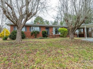 48 Sheehan Rd, Fletcher, NC 28732