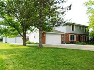 2343 SE Alamar Rd, Topeka, KS 66605